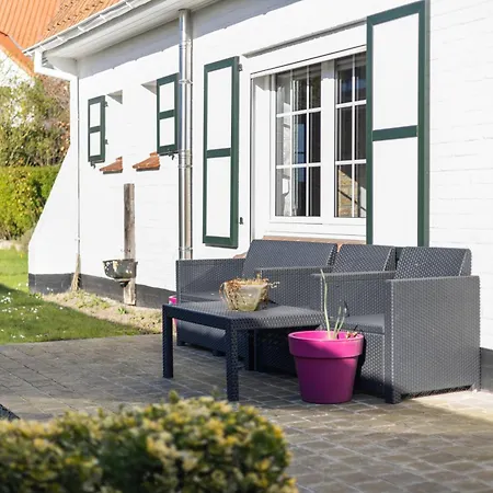 La Bouriette Semesterbostad